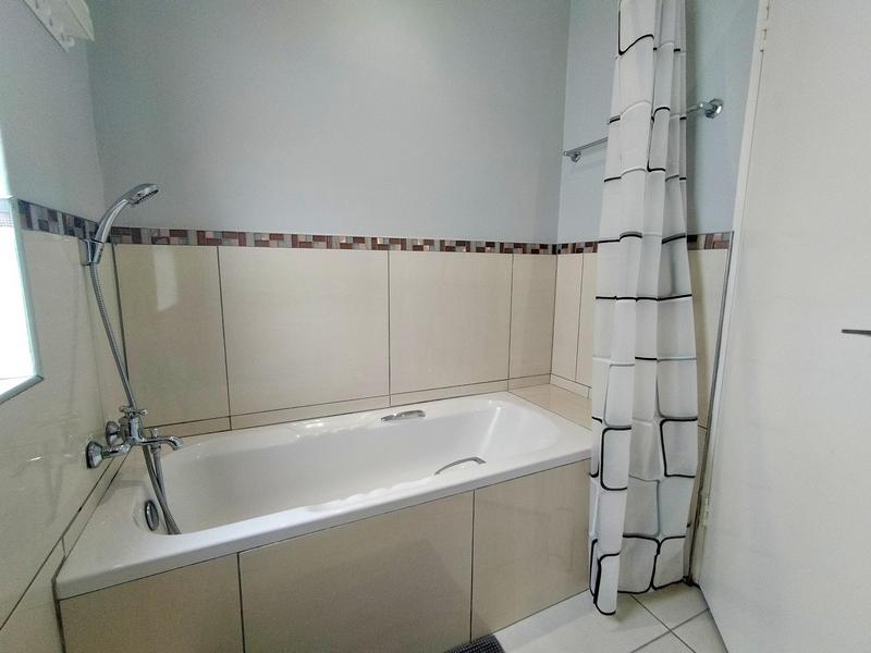 To Let 3 Bedroom Property for Rent in Hout Bay Western Cape